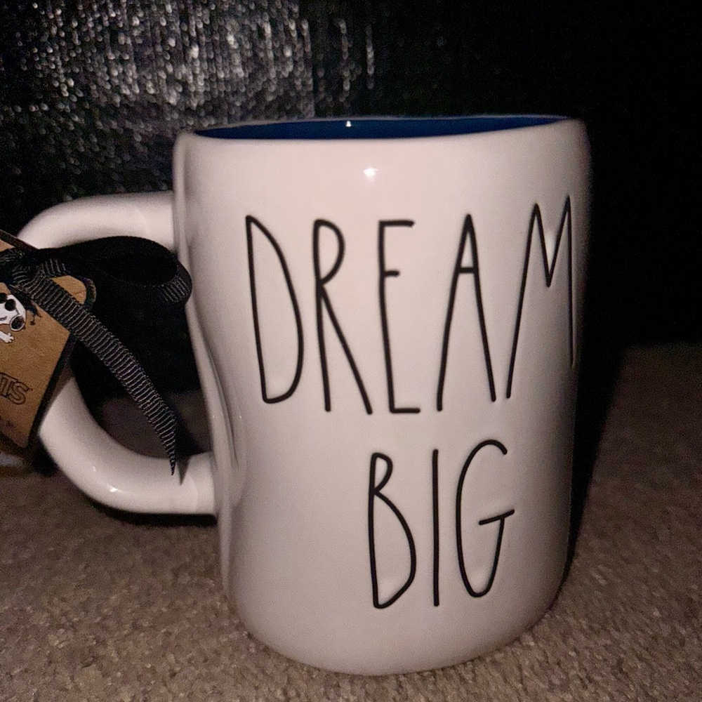 Rae Dunn - Snoopy 'Dream Big' ☕️